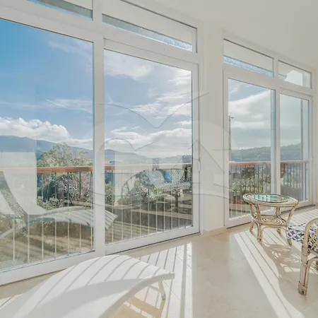 La Collina Charme E Natura - Goelba بيت للعطل Marmi