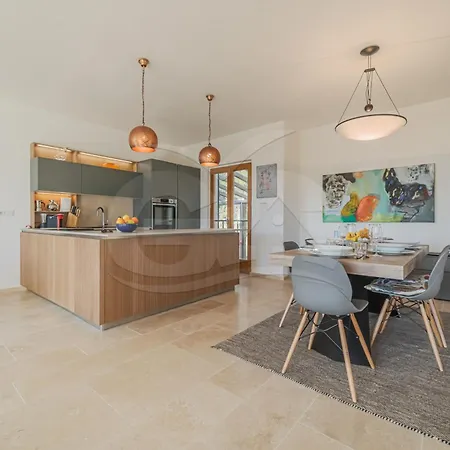 Holiday home La Collina Charme E Natura - Goelba *