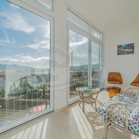 La Collina Charme E Natura - Goelba بيت للعطل Marmi