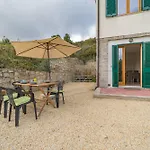 Vakantiehuis La Collina Charme E Natura - Goelba *