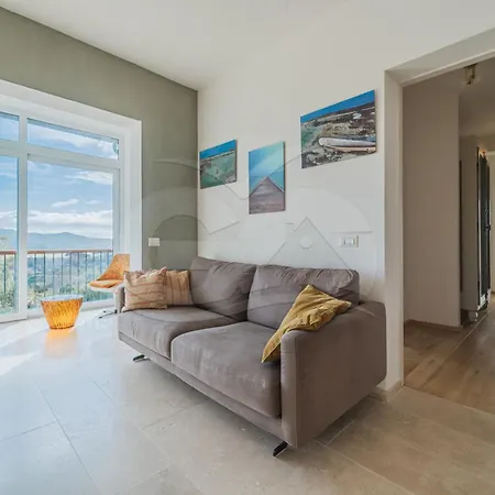 La Collina Charme E Natura - Goelba * Marmi